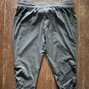 Lululemon pants